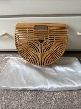 Bamboo Semi-Circle Handbag - Natural